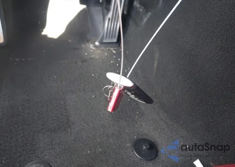 2016 Chevrolet Corvette Stingray Z51 z USA, uszkodzony, nr VIN 1G1YK2D70G5124615